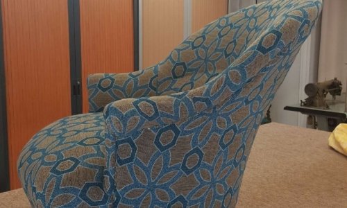 réfection fauteuil Sète vue de profil