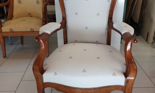 Fauteuil Louis Philippe restauré à Sète